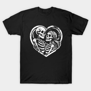 Couples skeleton in love | Valentines day Skeleton T-Shirt